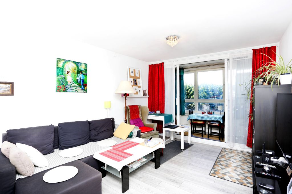 Property photo 1 of 17 Img_8643