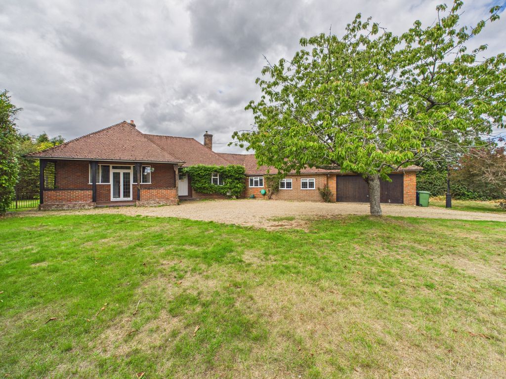 Property photo 1 of 18 Farthings