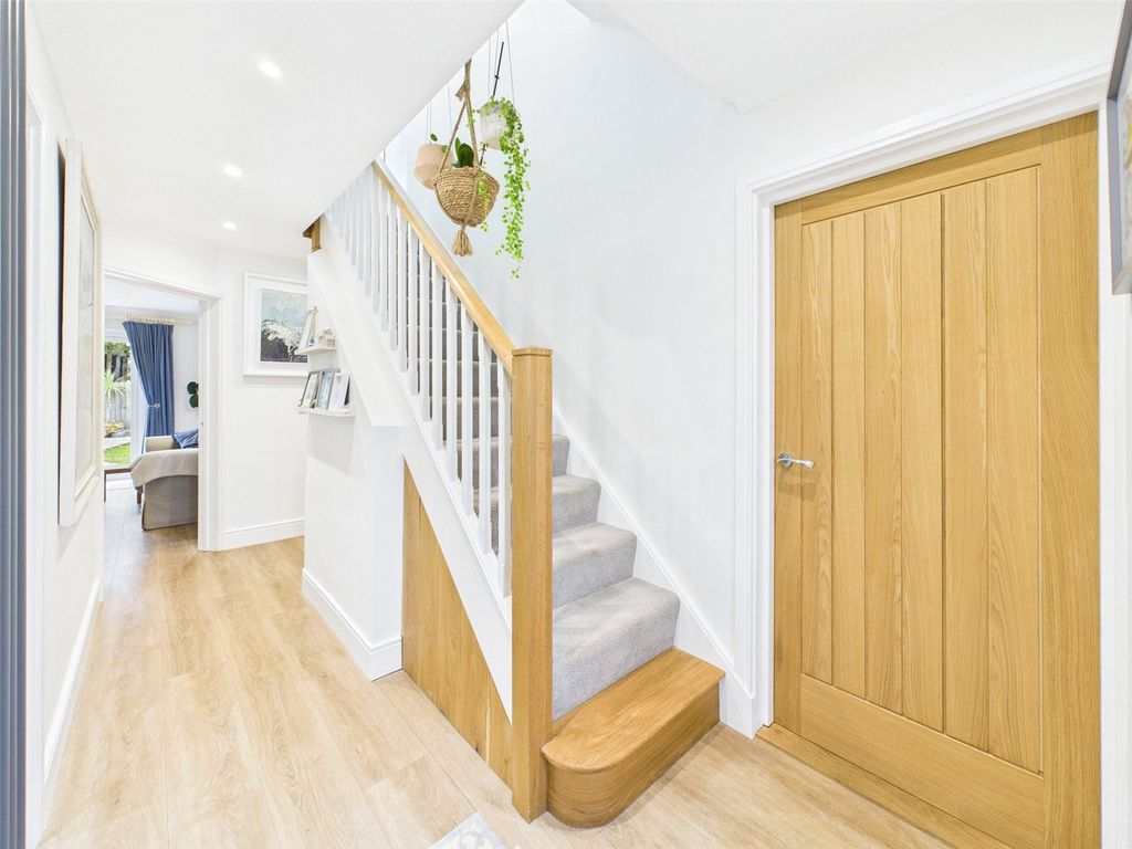 Property photo 3 of 21 Picture No. 08