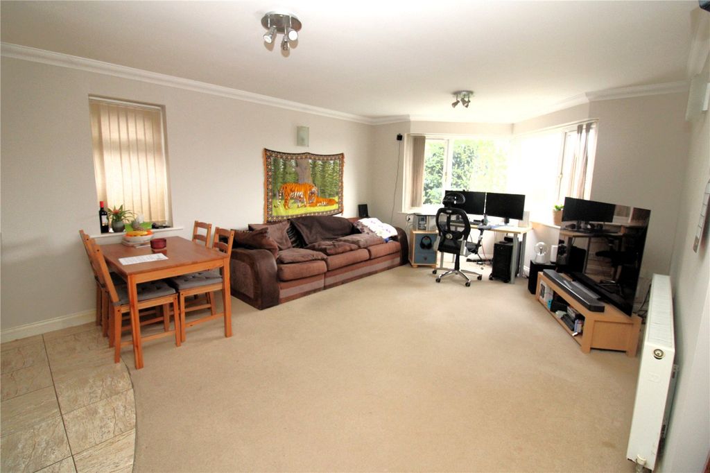 Property photo 2 of 10 Picture No. 04