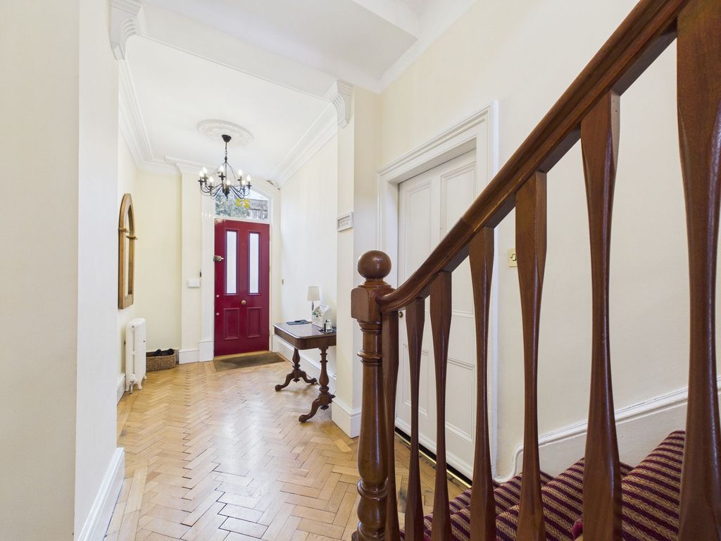 Property photo 2 of 44