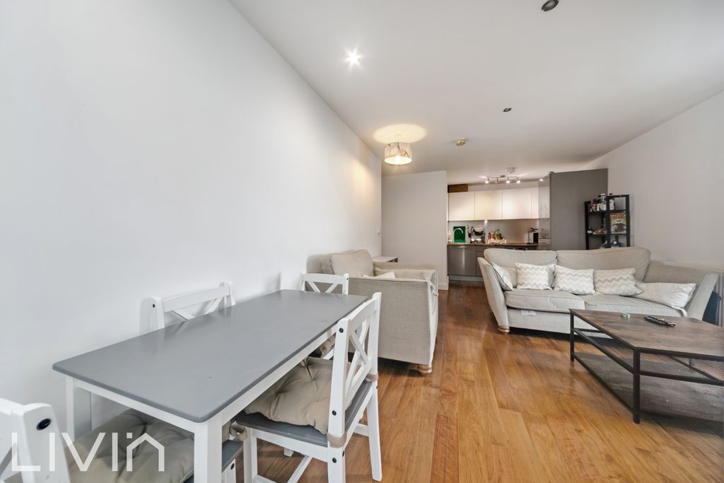 Property photo 3 of 12 3