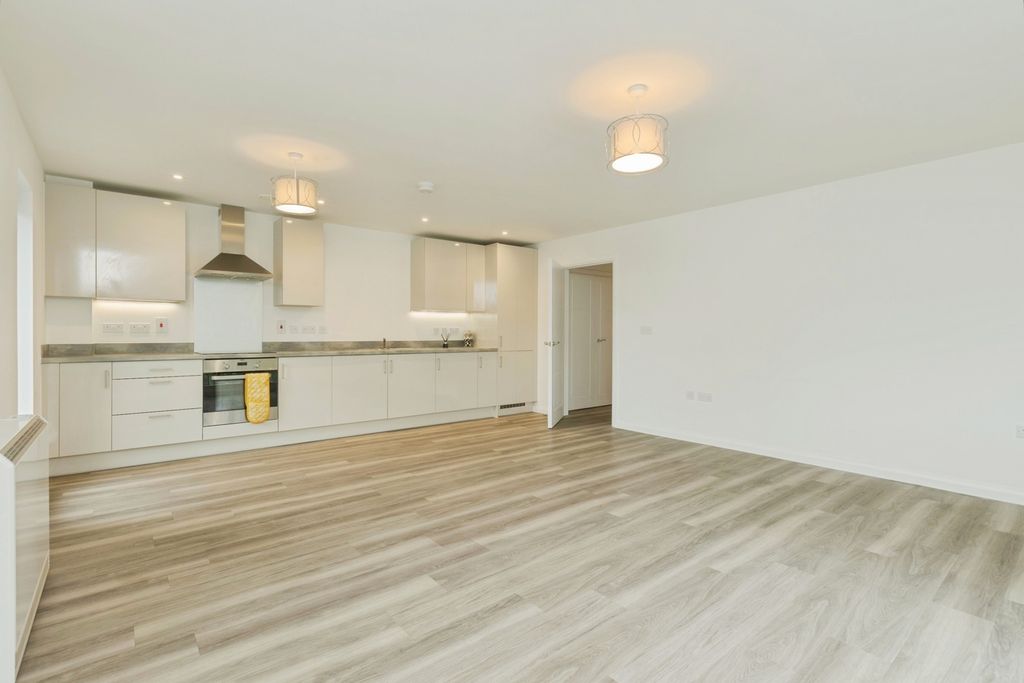 Property photo 1 of 12 Pbox-Img.Jpg