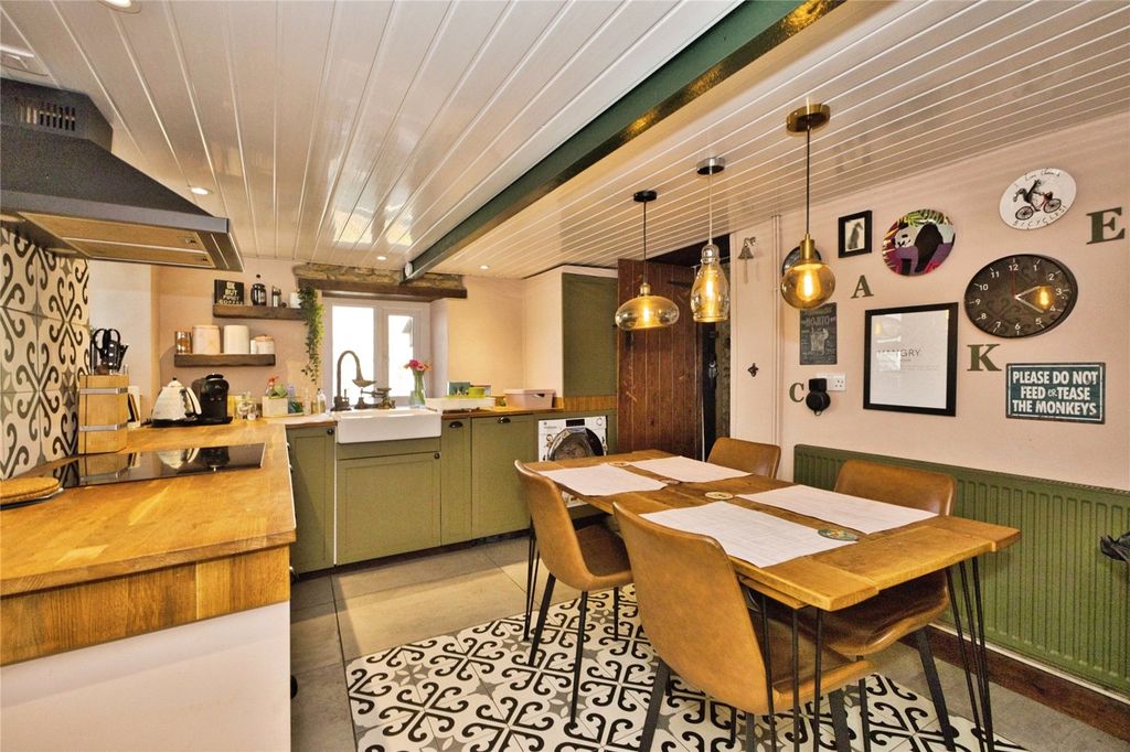 Property photo 3 of 14 Picture No. 07