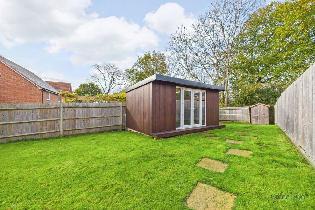 Property photo 3 of 23