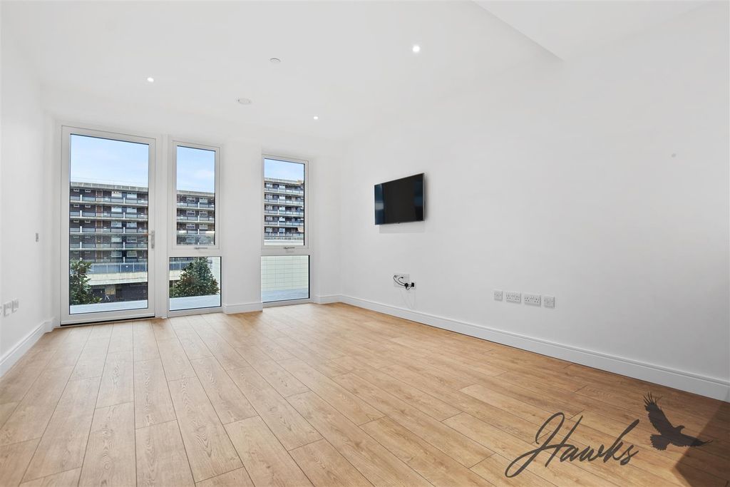 Property photo 2 of 10 E1876c12-A7d7-412d-A62d-Eb2251d16F94Rhhbf - 23 Bea