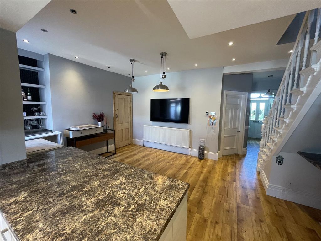 Property photo 3 of 14 52 Twi 10.Jpeg