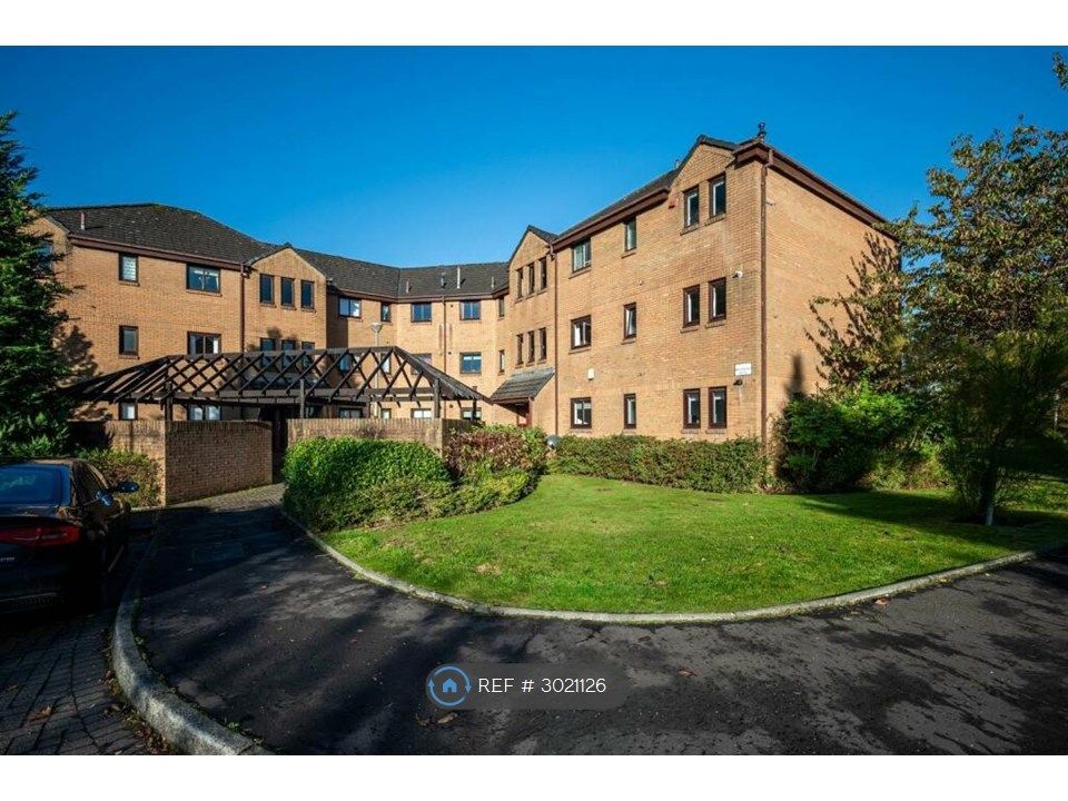 Property photo 1 of 12 Main Entrance