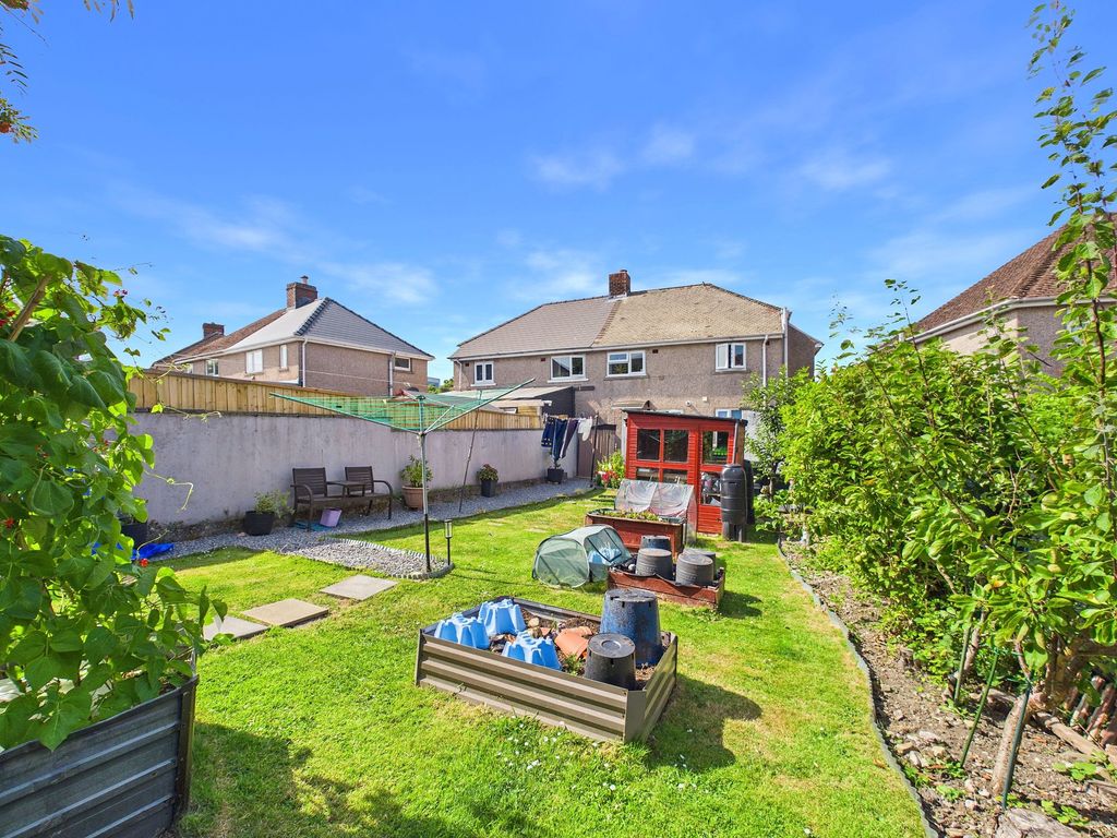 Property photo 3 of 18
