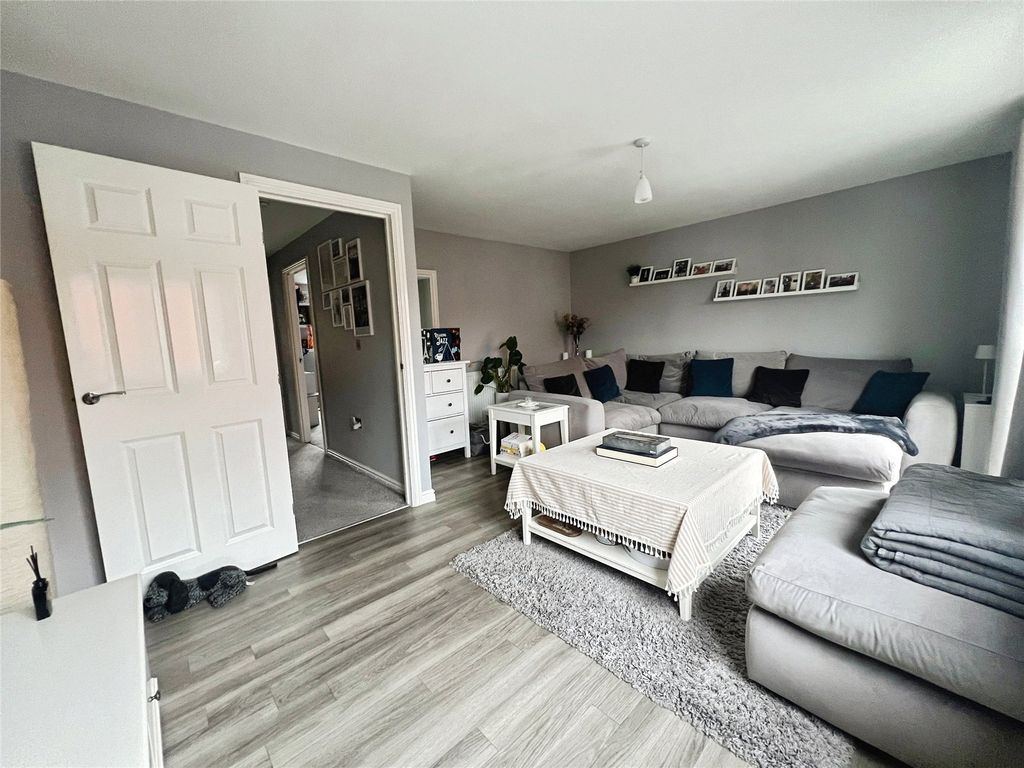 Property photo 3 of 20 Picture No. 22