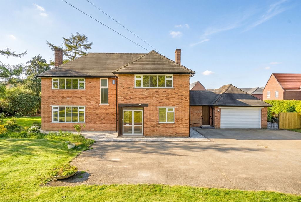 Additional image 42 of 4 bed detached house to rentAshlawn Road, Rugby, Warwickshire CV22