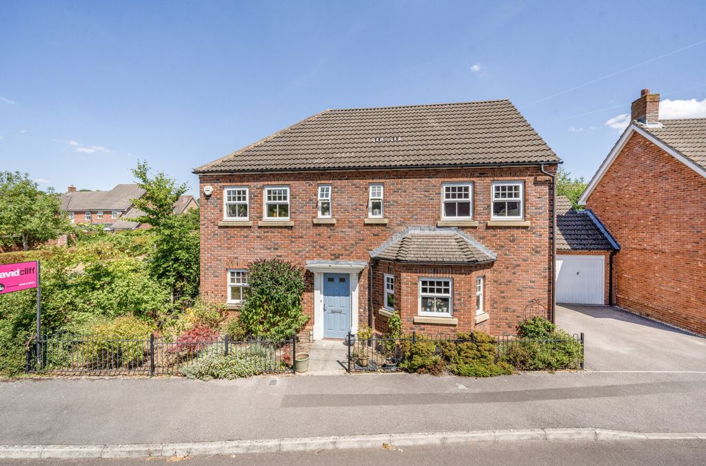 Property photo 1 of 25 1317064-1-687118c...