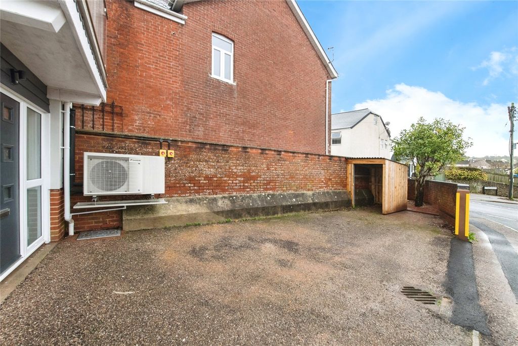 Additional image 12 of 2 bed flat for saleKerslakes Court, Honiton, Devon EX14