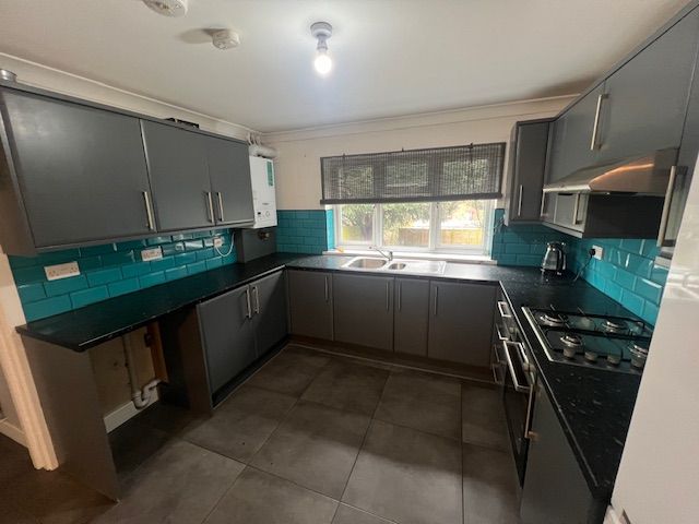 Property photo 2 of 14 Images