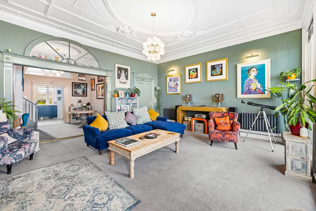 Additional image 2 of 3 bed flat for saleKingsway, Hove BN3