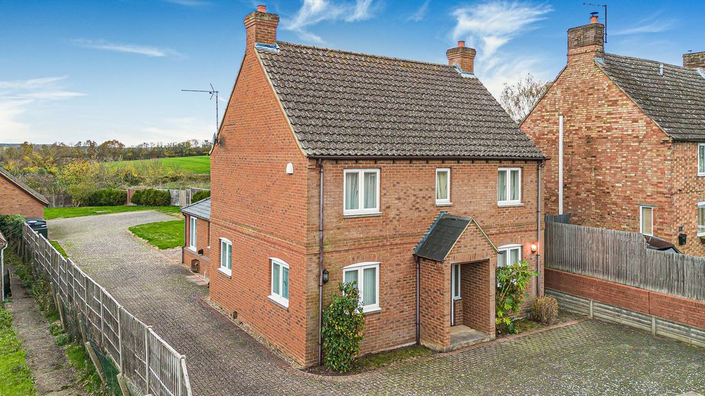 Property photo 1 of 30