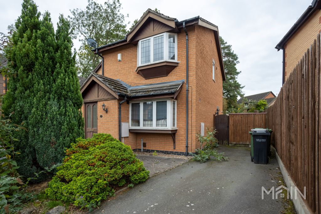 Property photo 1 of 18