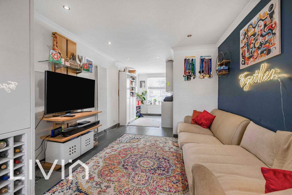 Property photo 2 of 16 120A6864