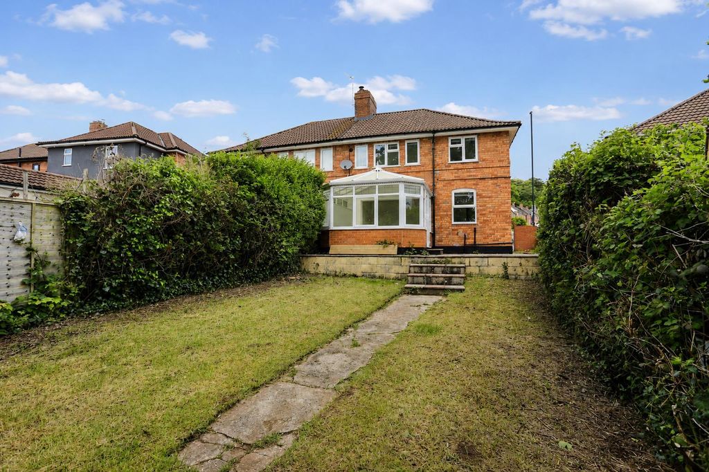 Property photo 2 of 18