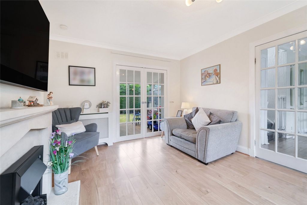 Property photo 3 of 26 Picture No. 03