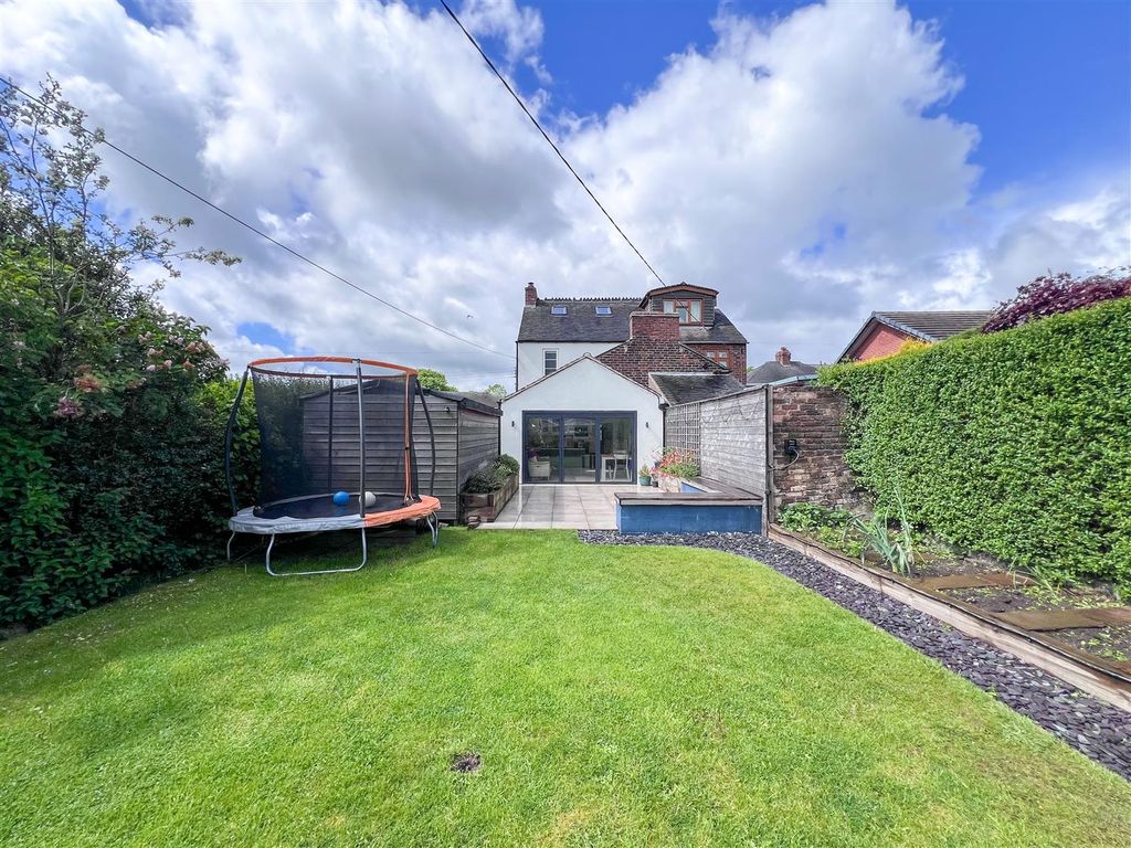 Property photo 2 of 24 Rear Garden