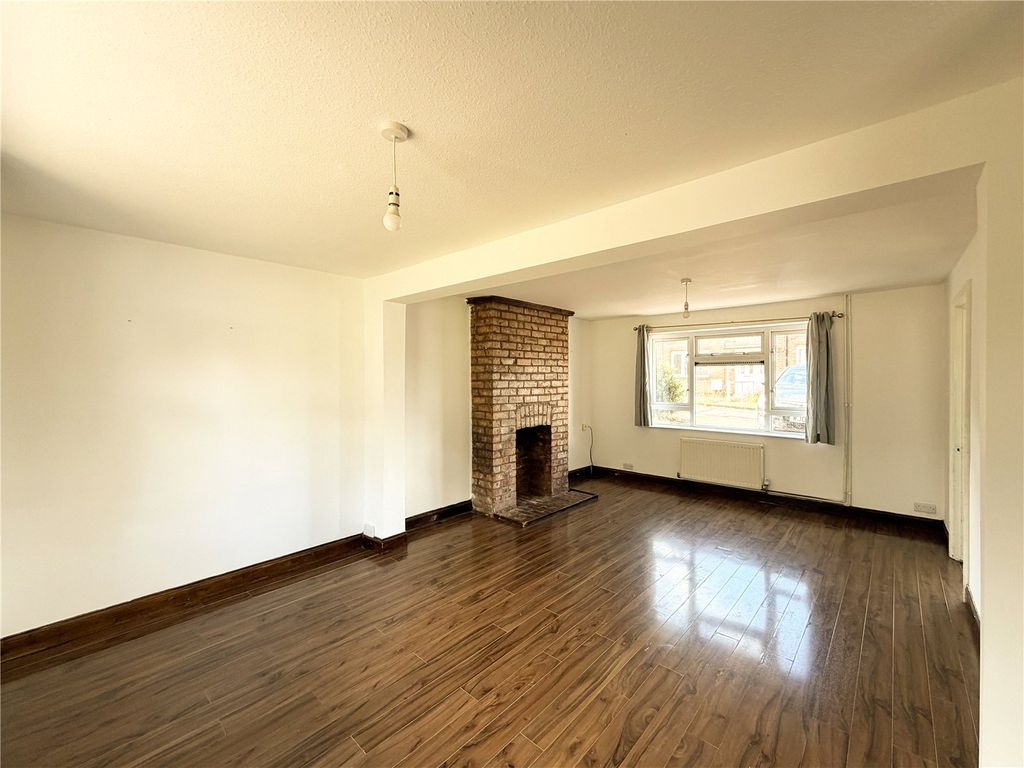 Property photo 2 of 17 Picture No. 02