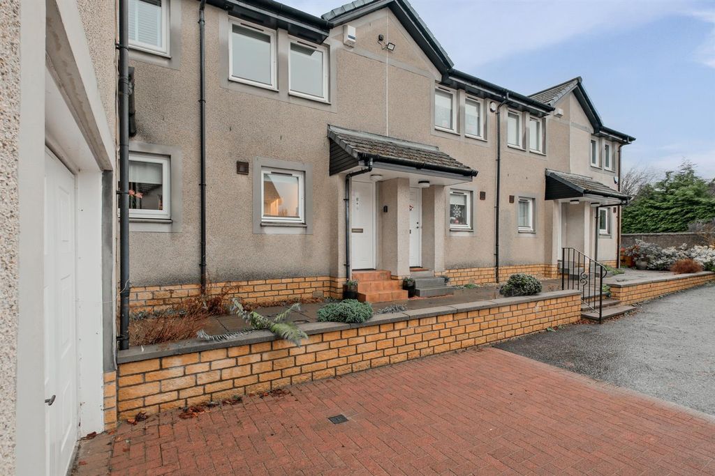 Property photo 1 of 36 030-6 St. Andrews Court Carluke ML8 5Sx.Jpg