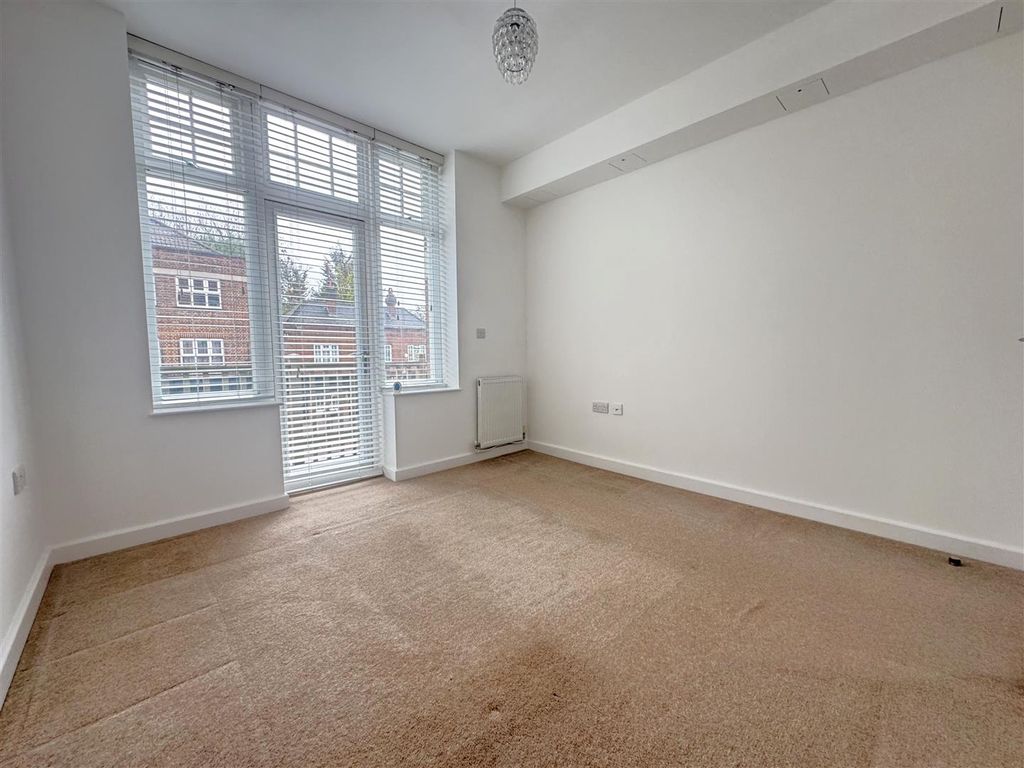 Property photo 2 of 8 Bedroom One