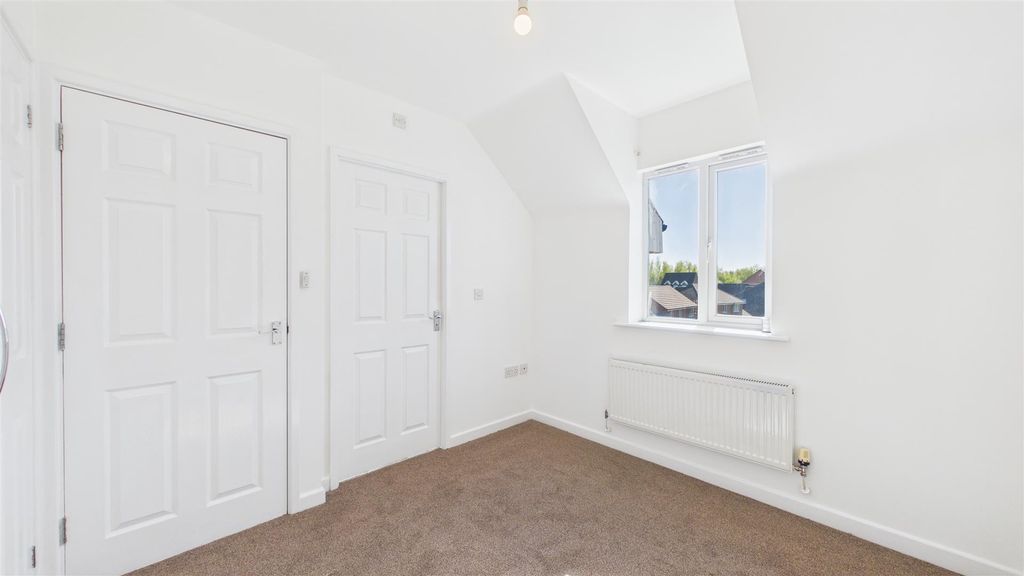 Additional image 11 of 4 bed town house for saleLarch Gardens, Bilston, West Midlands WV14