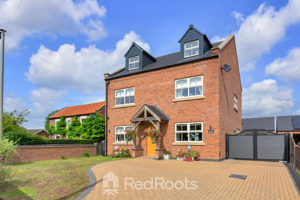 Property photo 1 of 39 4479430