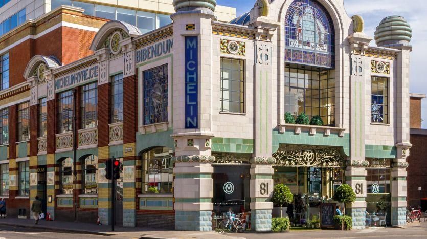 Property photo 2 of 17 Serviced Office To Rent In Fulham Road, South Kens