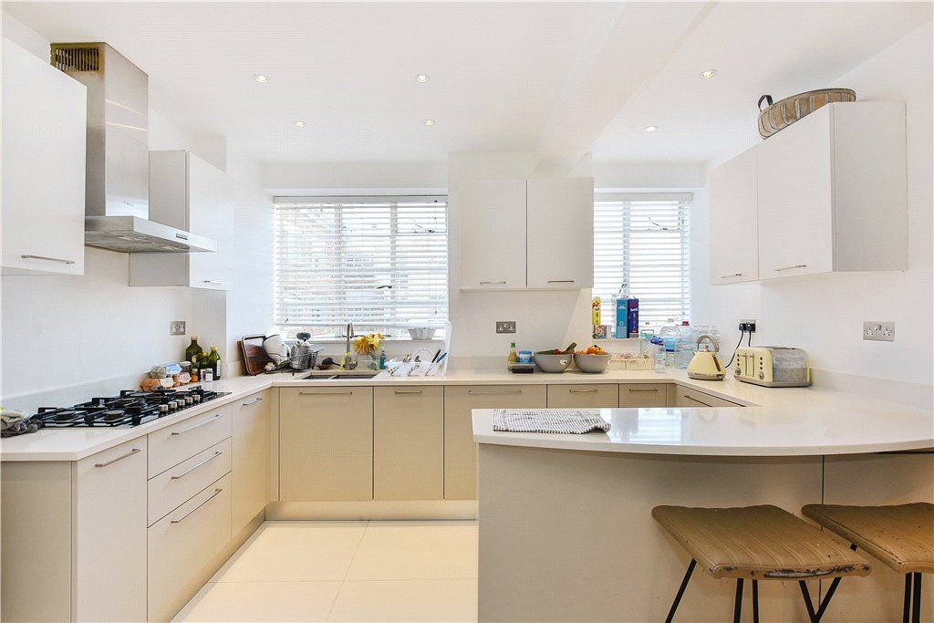 Property photo 2 of 17 Picture No. 01