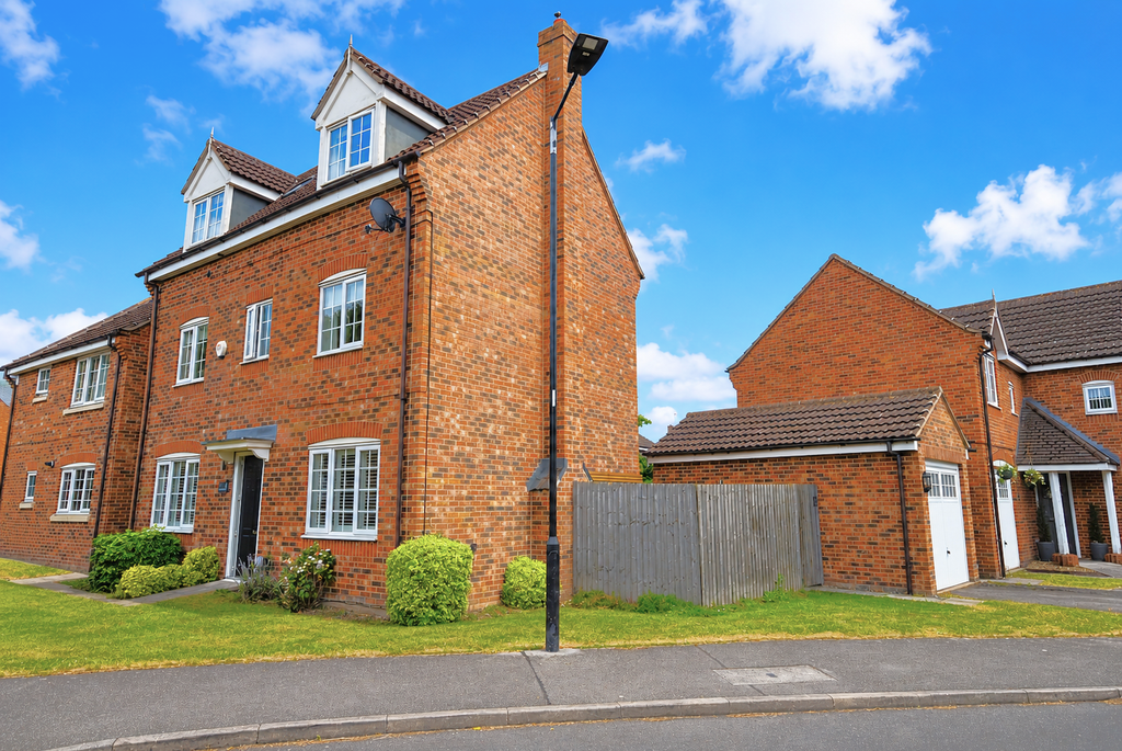 Property photo 1 of 40 1