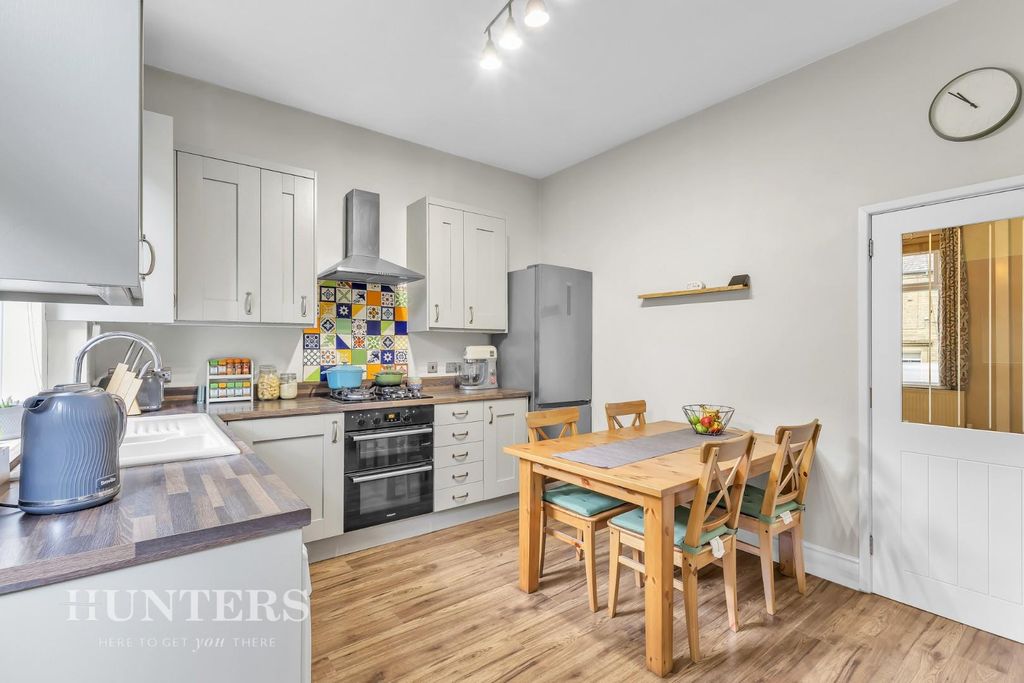 Property photo 3 of 19 Kitchen Diner