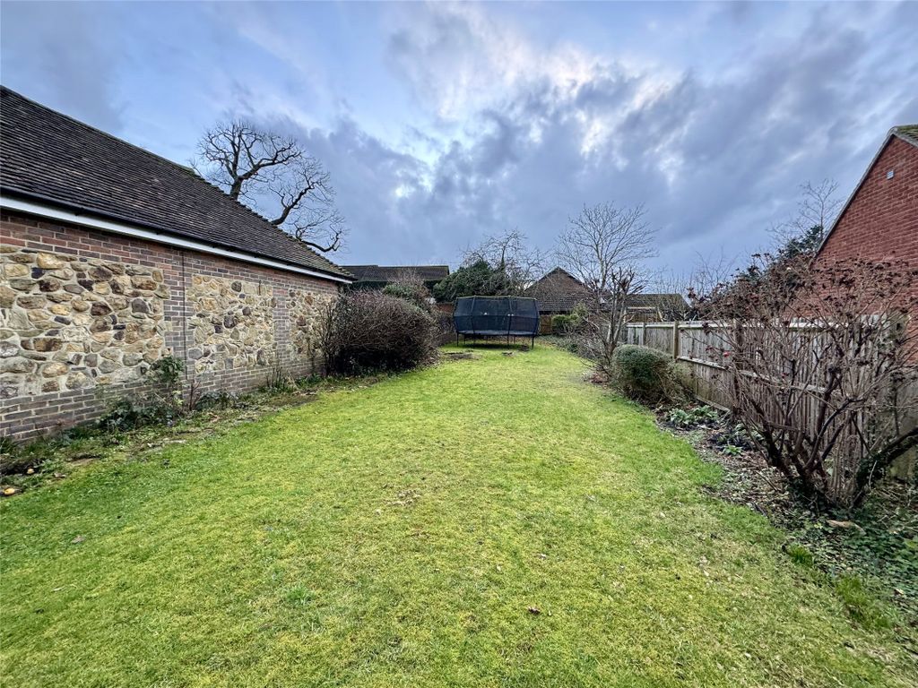 Property photo 2 of 9 Picture No. 03