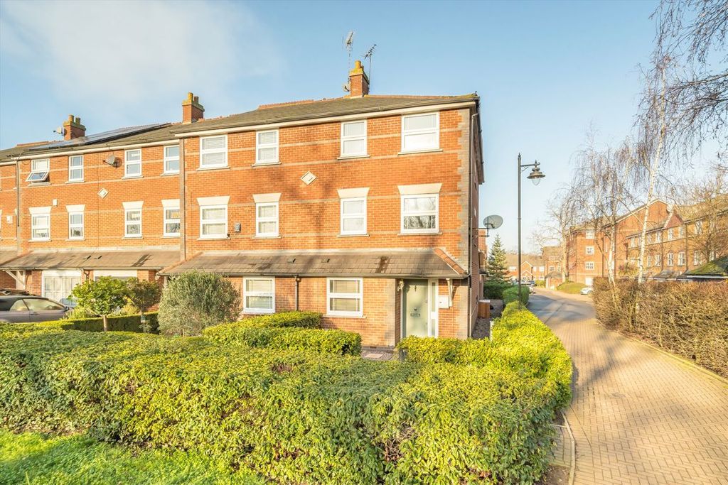 Property photo 1 of 15