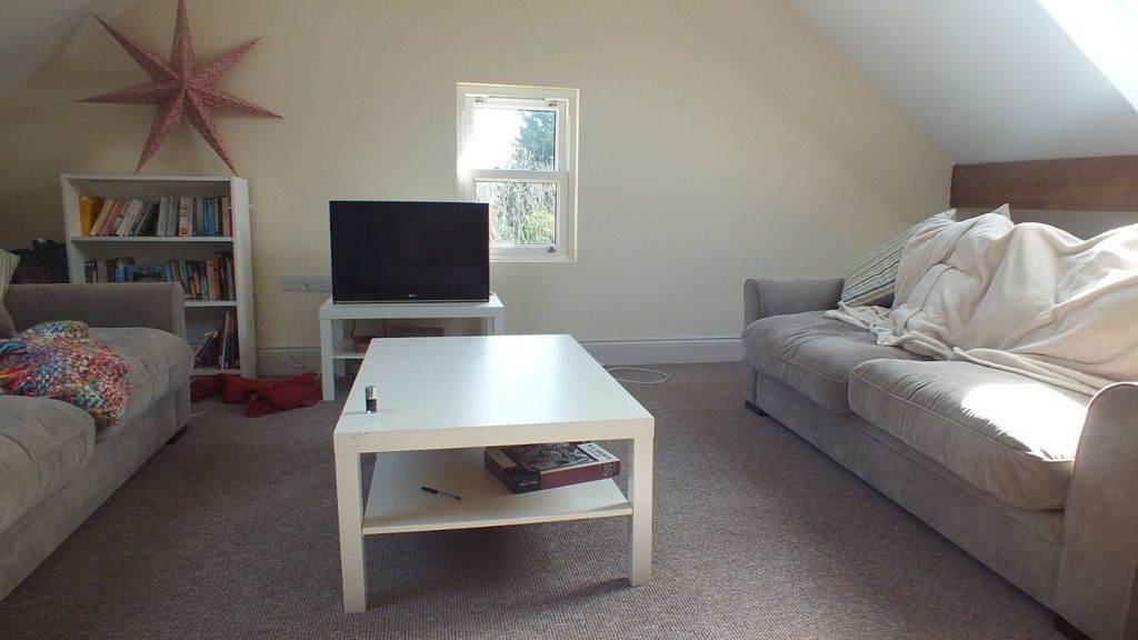 Property photo 3 of 9 Picture No. 06