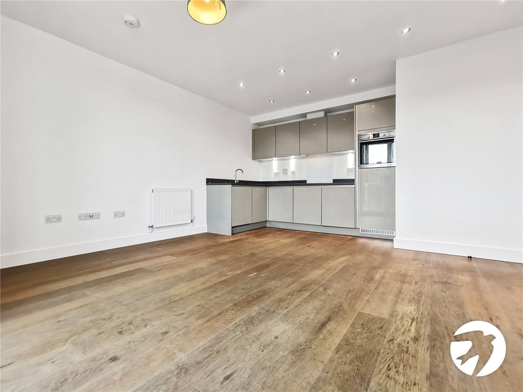 Property photo 1 of 12 Picture No. 14