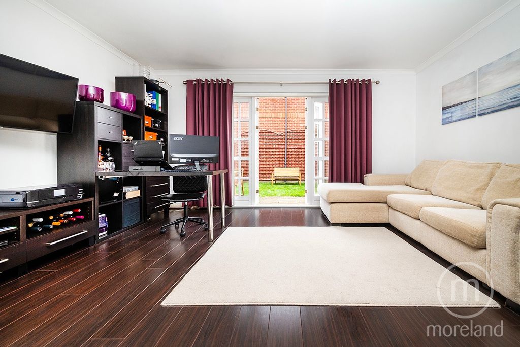 Property photo 1 of 12 4411151