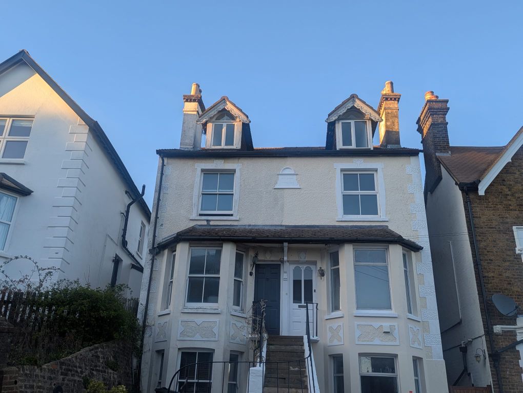 Property photo 1 of 16 General View