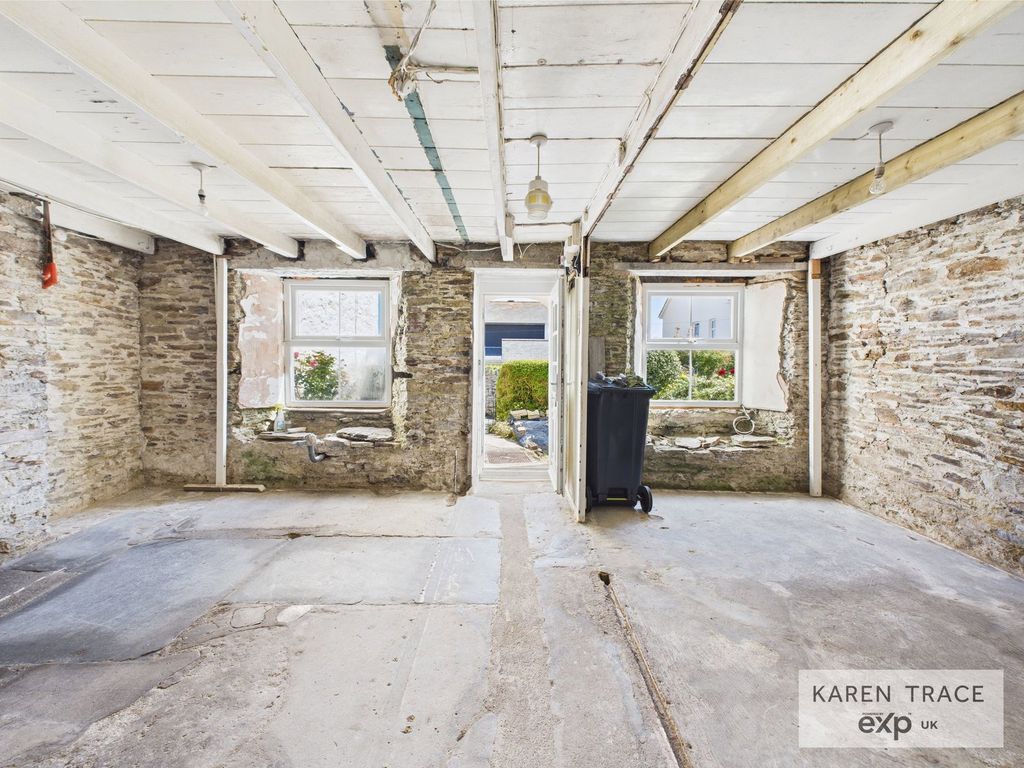 Property photo 3 of 15