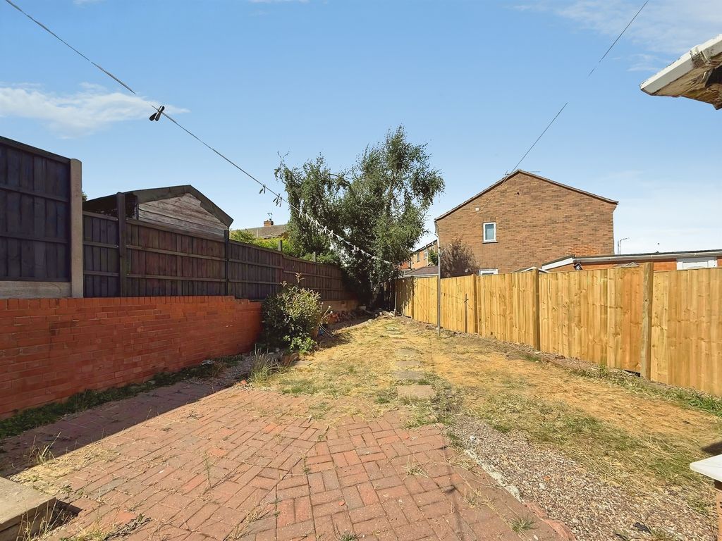 Property photo 2 of 17
