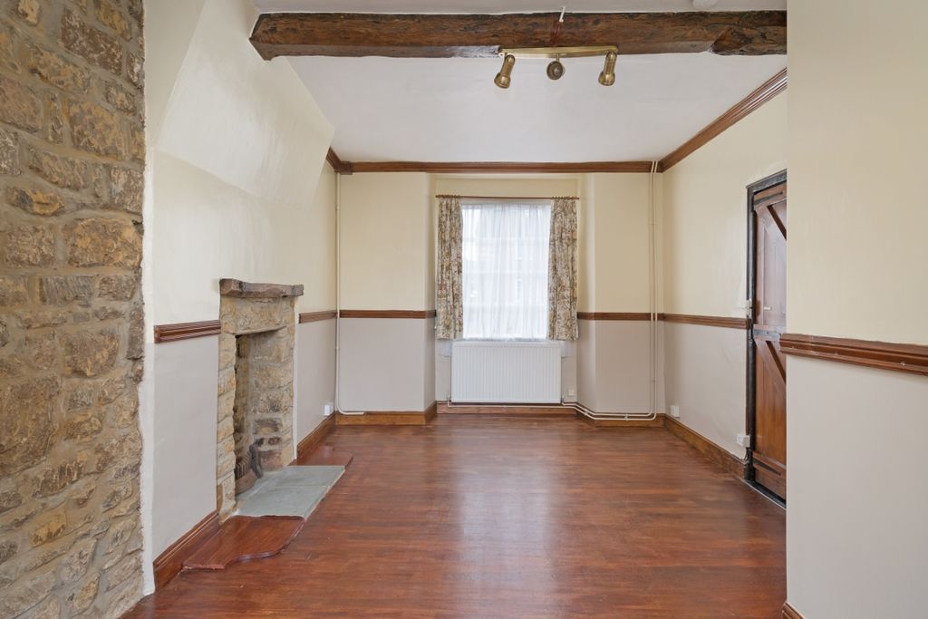 Property photo 3 of 17 Cherry Trees 3114...