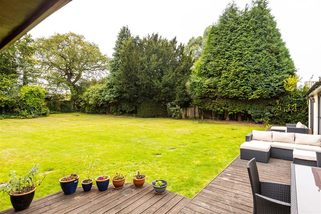 Additional image 26 of 6 bed detached house for saleFurzefield Road, Reigate RH2