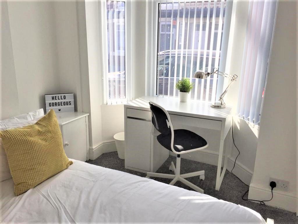 Property photo 2 of 9