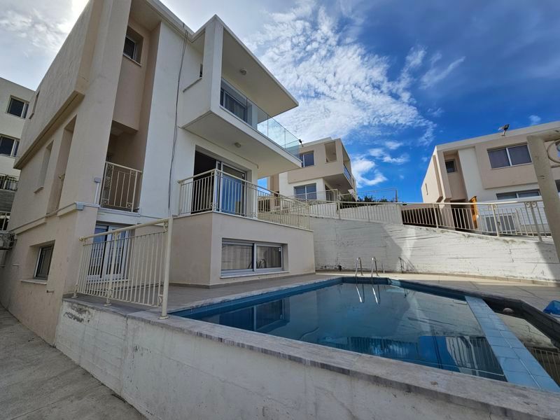 Property photo 1 of 42 Property View