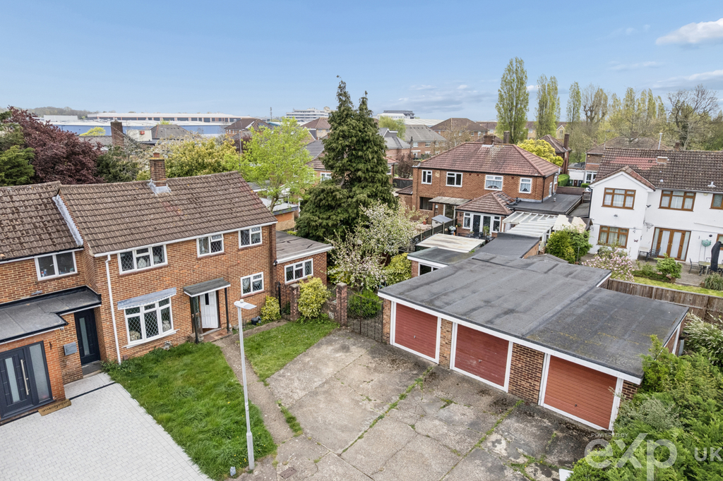 Property photo 1 of 27