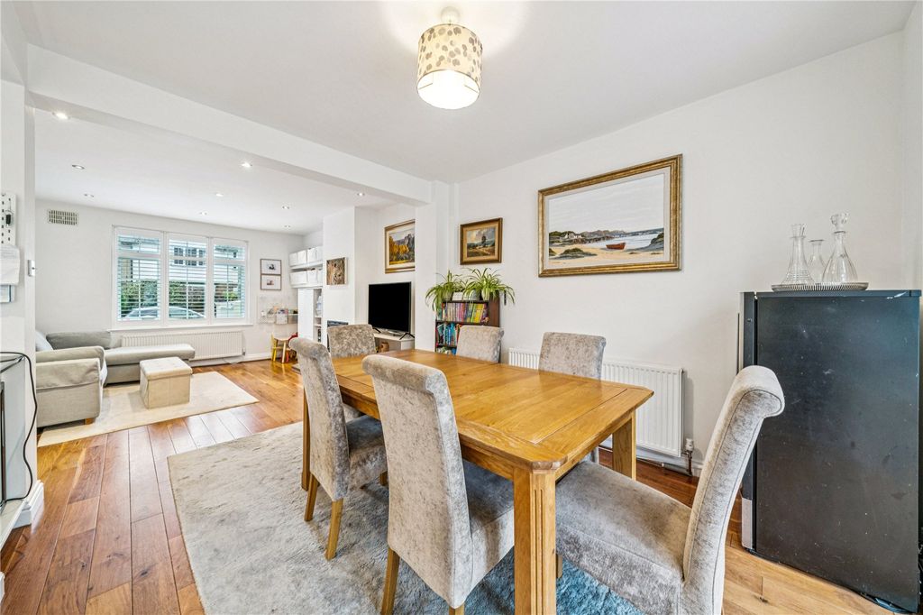 Property photo 1 of 10 Picture No. 11