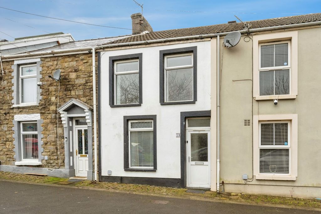 Property photo 2 of 20 Pbox-Img.Jpg