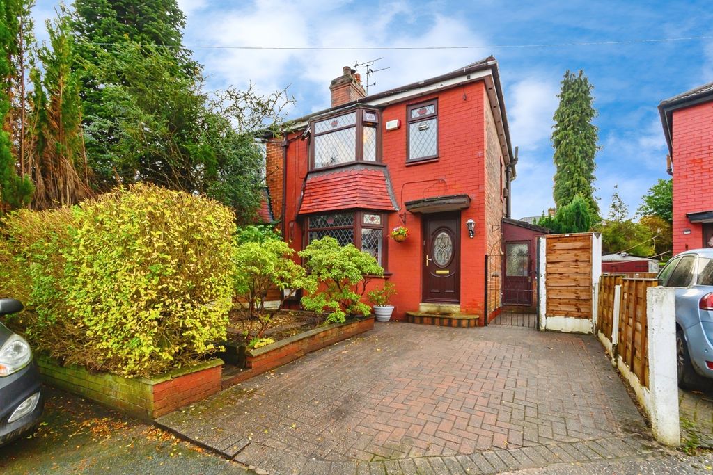 Property photo 1 of 20 Front